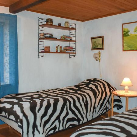 1 Bedroom Cozy Home In Simrishamn Gladsax 외부 사진